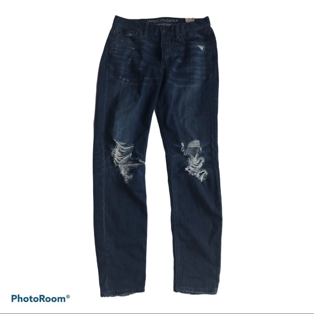 American Eagle Vintage Distressed Mom Jeans Size 4 Long